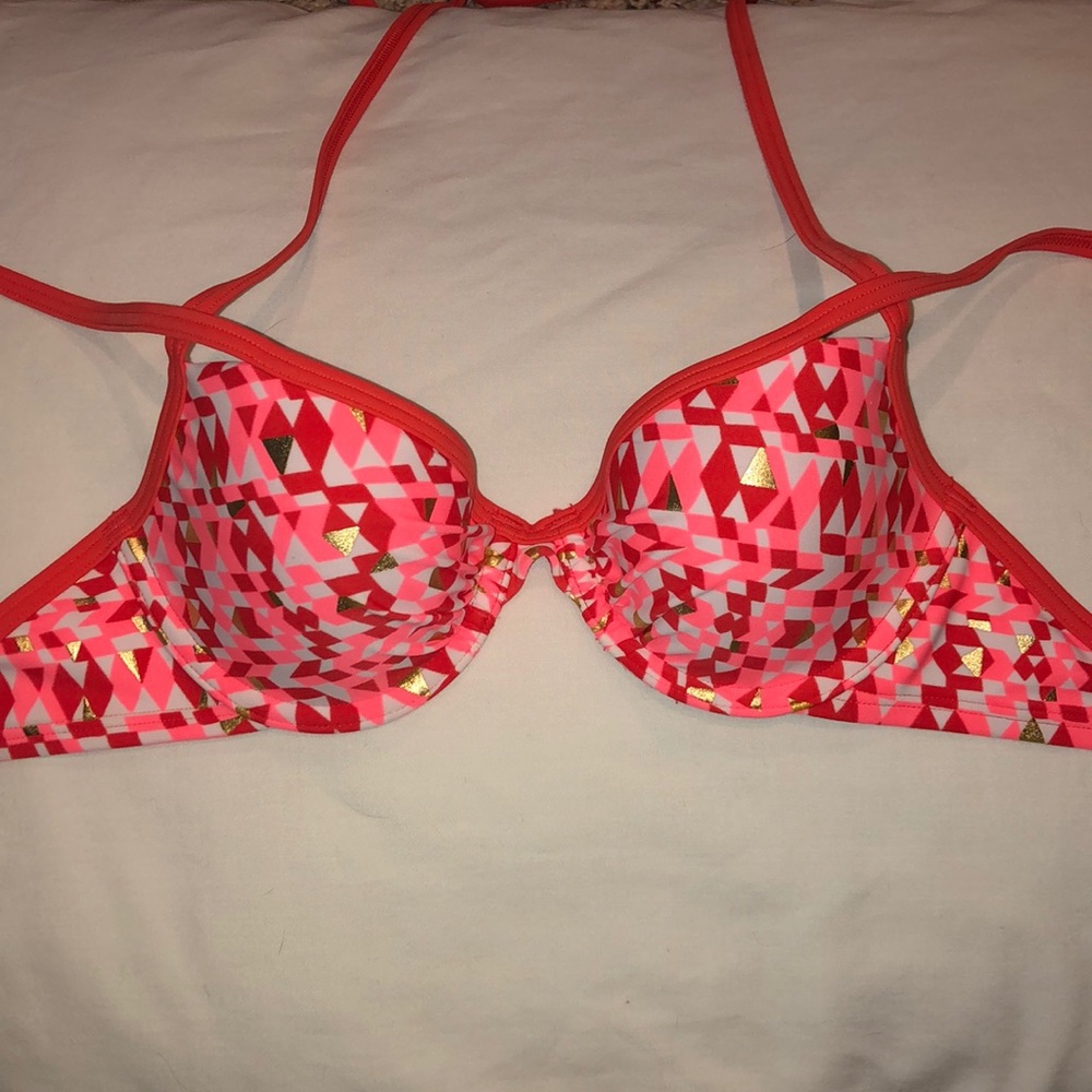 Bikini top